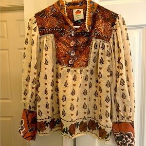 Ainika Floral Long Sleeve Blouse In Beige size M